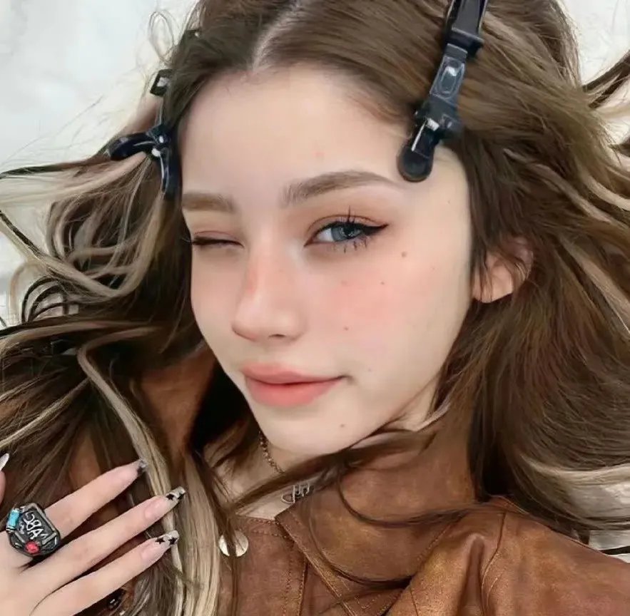 剧院的夏尔洛