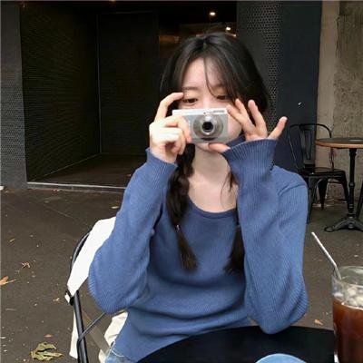 27件礼服的秘密